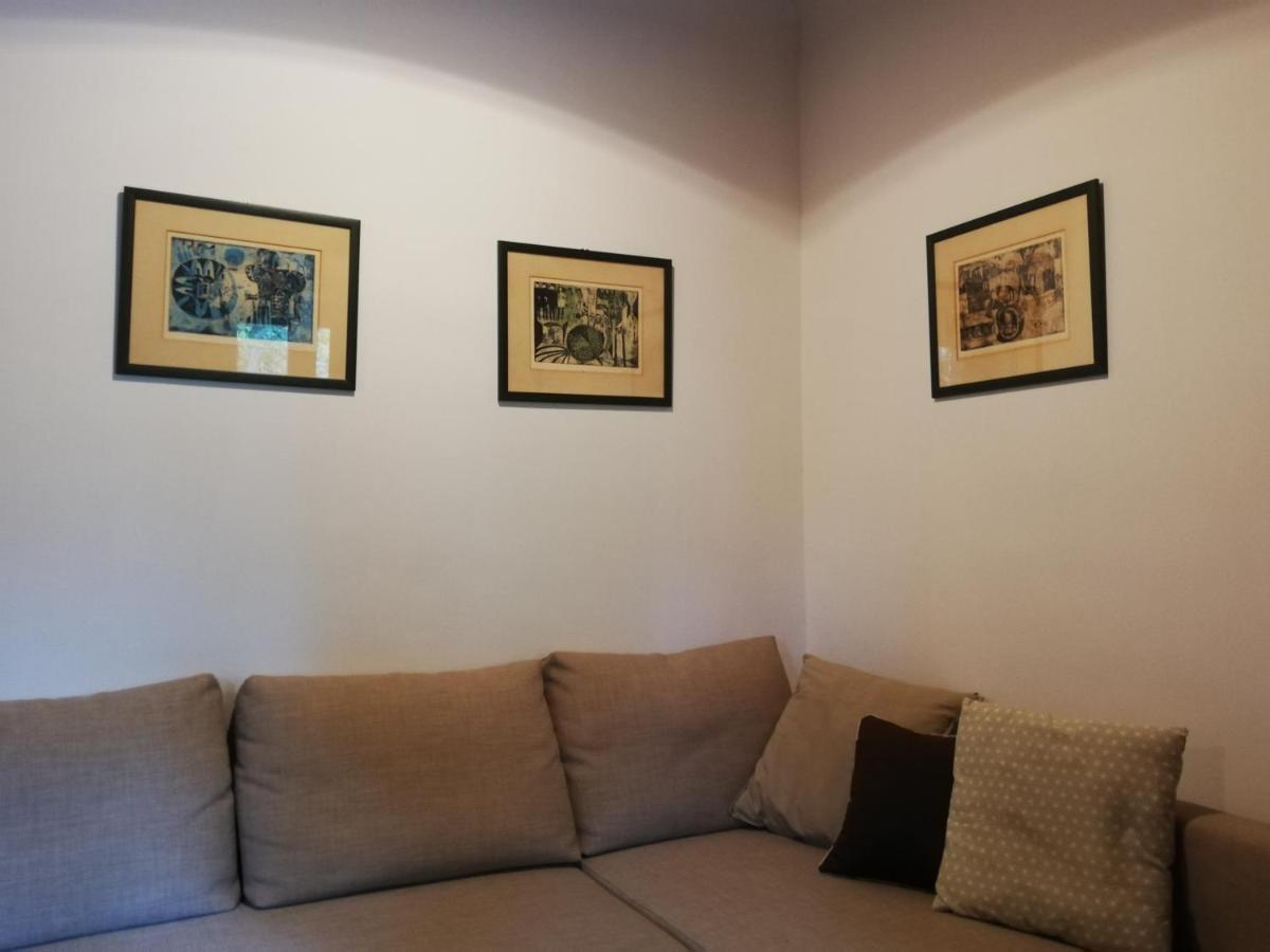 Karadi-Berger Vendeghaz Apartment Erdobenye Luaran gambar
