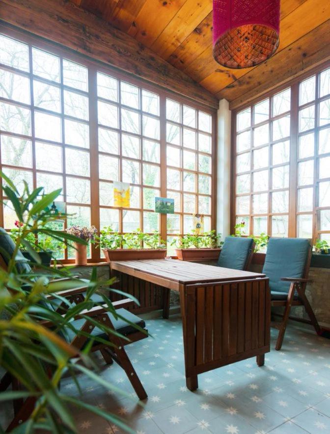 Karadi-Berger Vendeghaz Apartment Erdobenye Luaran gambar